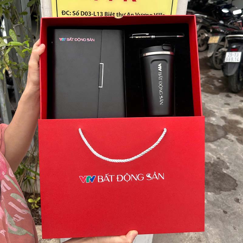 set sổ bút cốc in khắc logo theo yêu cầu