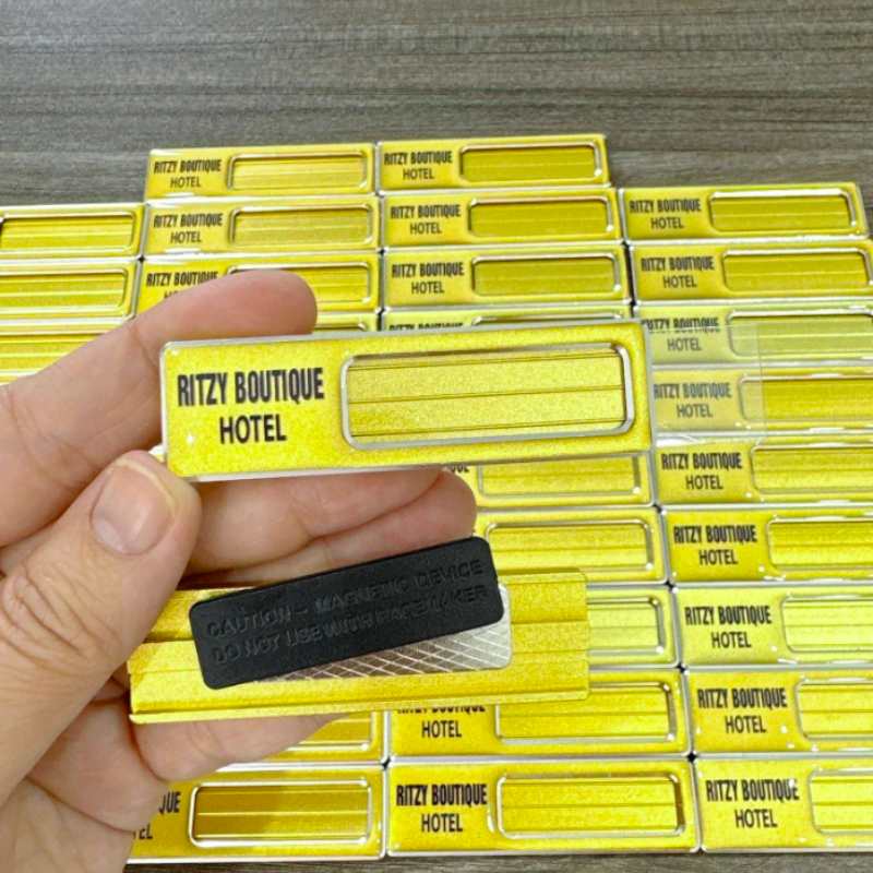 Bảng Tên Cài Áo Có Thể Thay Tên Cho Công Ty | BTPPR01