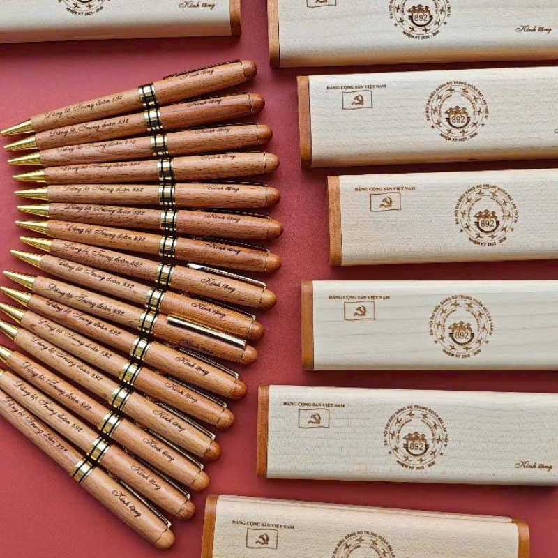 Bút Ký Gỗ Khắc Logo Dạng Xoáy Làm Quà Tặng | BKGPPR03