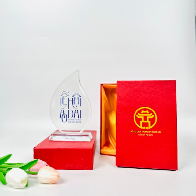 Cúp pha lê khắc logo CPLPPR02