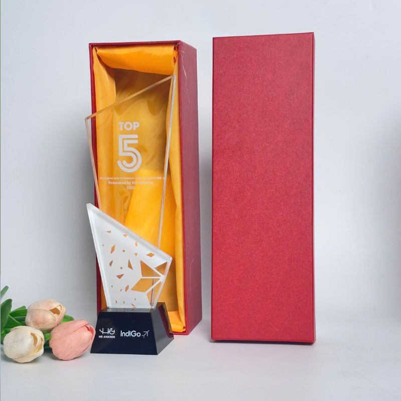 Kỷ niệm chương pha lê KNCPPR06