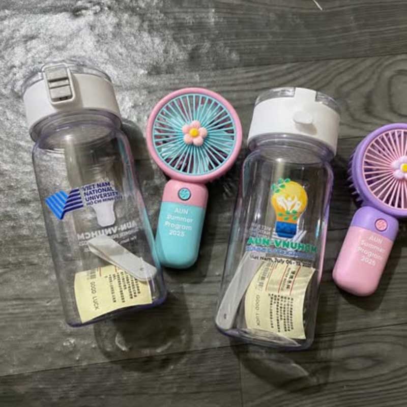 Bình Nhựa Giá Rẻ In Logo Làm Quà Tặng Doanh Nghiệp | BNPPR02