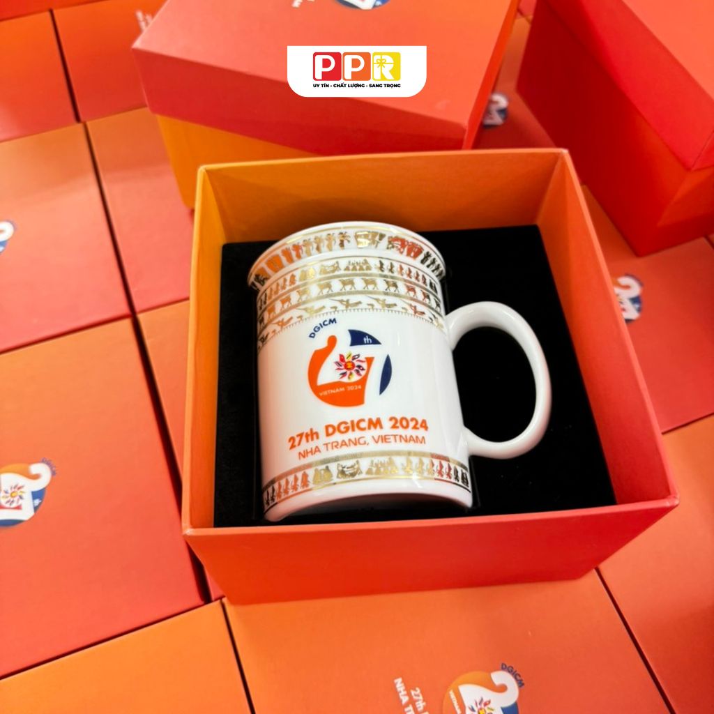 Cốc sứ in logo theo yêu cầu